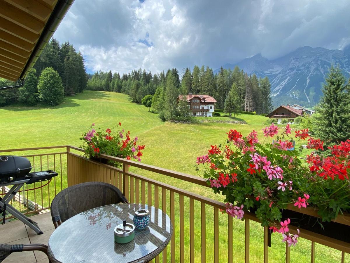 Ferienwohnung Moderne Kaminstube Ramsau am Dachstein Exterior foto