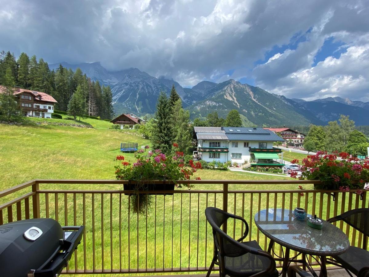 Ferienwohnung Moderne Kaminstube Ramsau am Dachstein Exterior foto